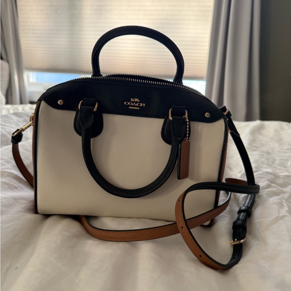 🍀Coach Two-Tone Black and White Satchel with Tan Strap